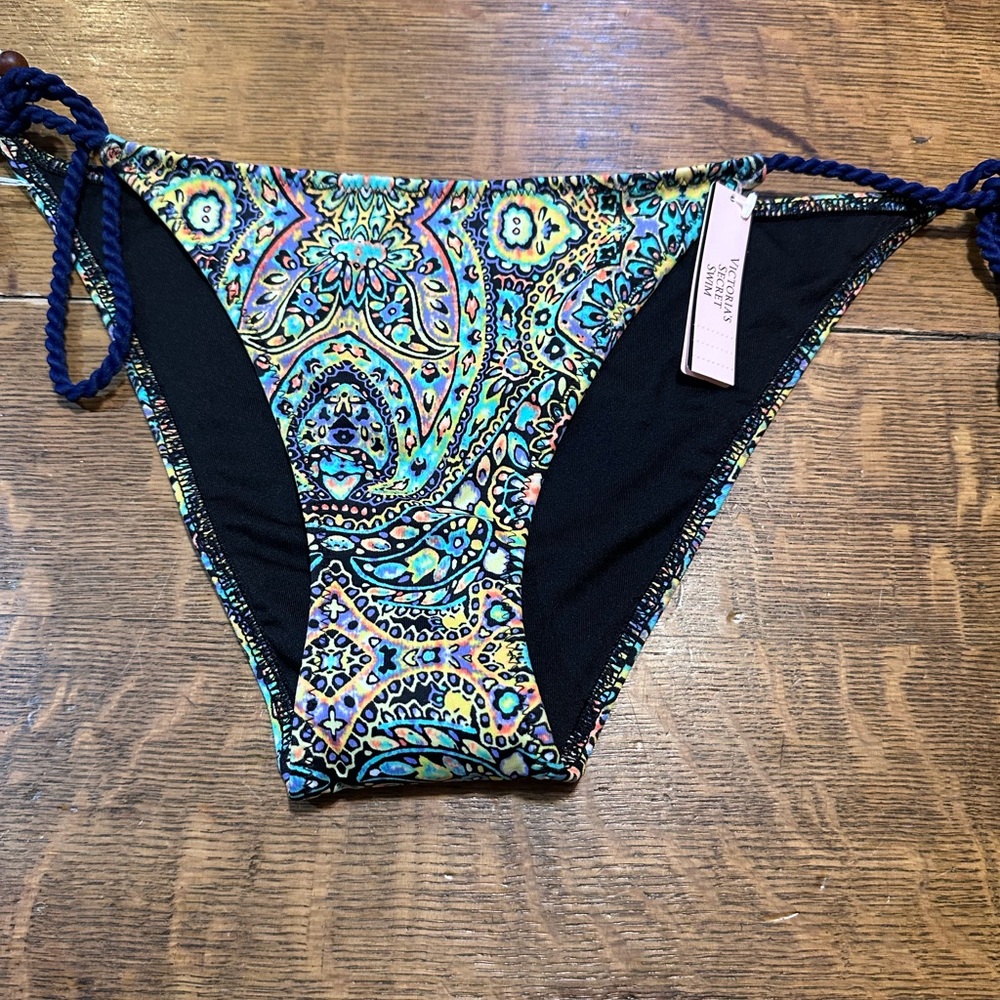 Victoria’s Secret NWT Swim bikini bottoms only sz small‎
